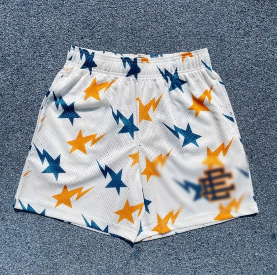 EE SHORTS