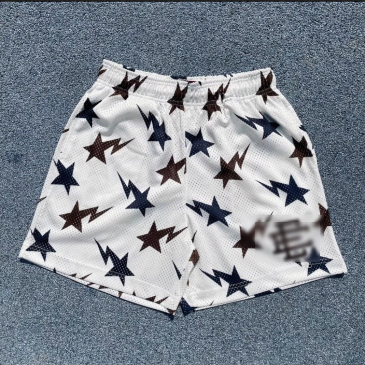 EE SHORTS